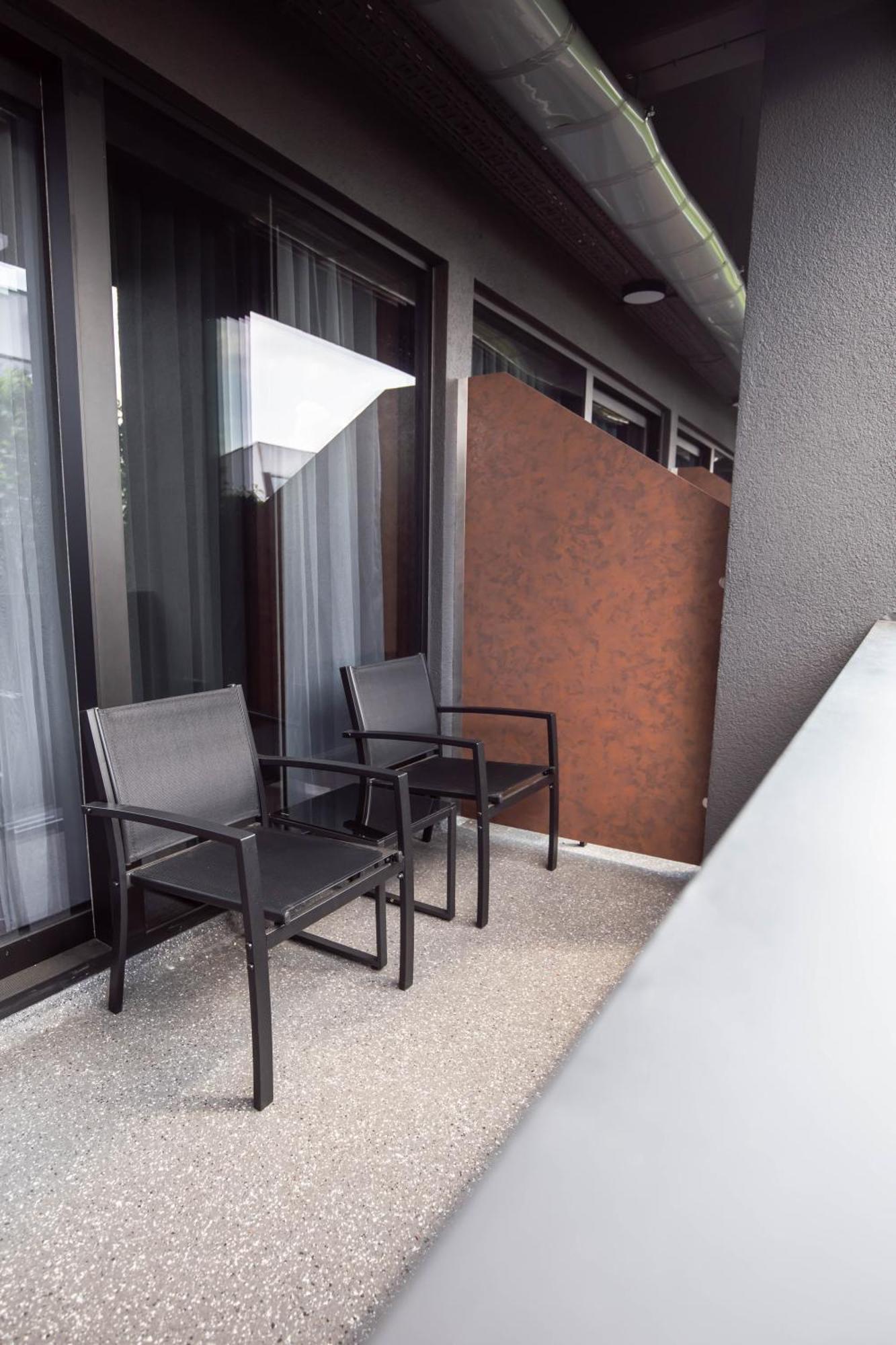 24Seven Hotel Швабах Экстерьер фото